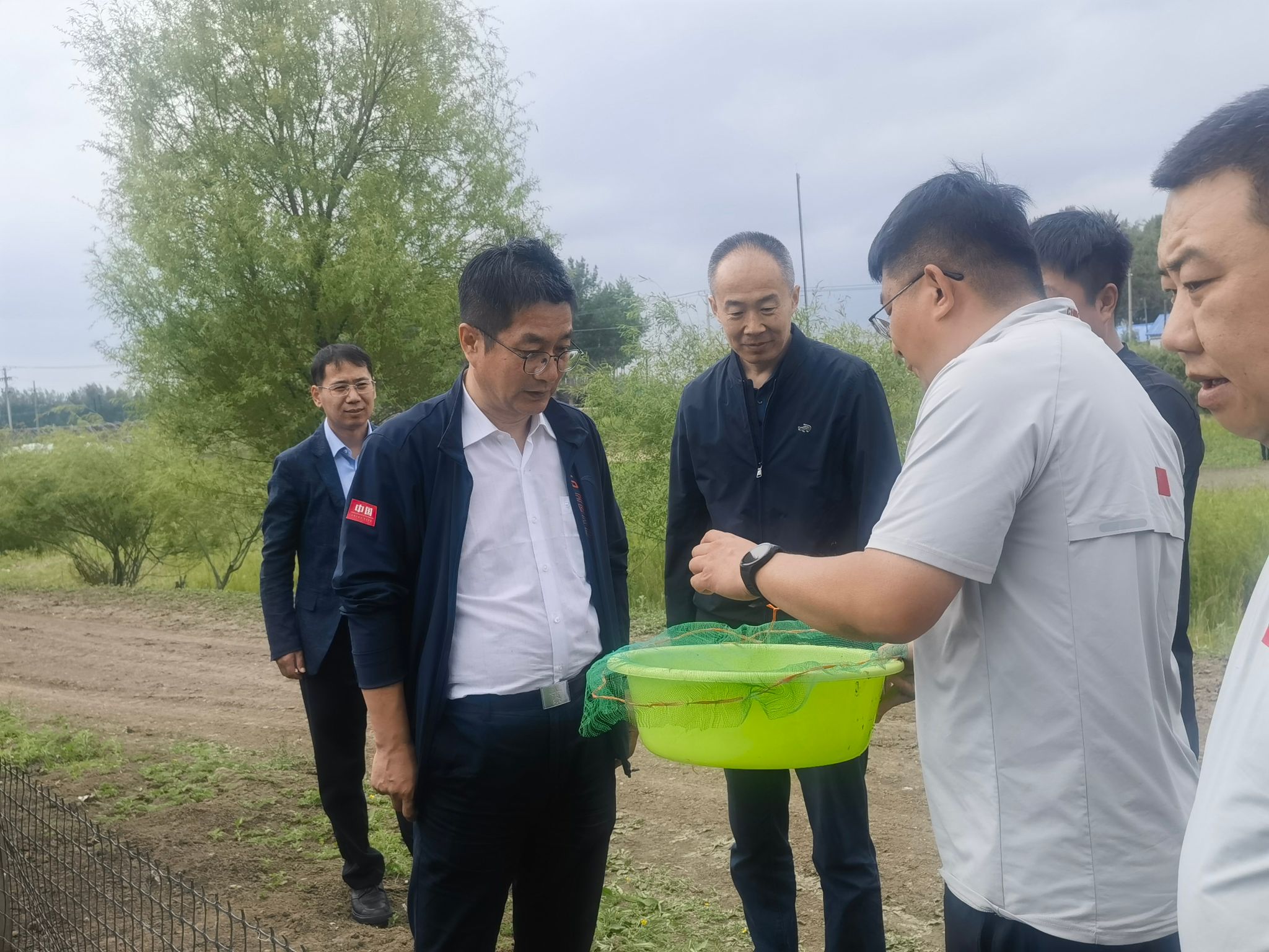 学校赴甘南县东发村开展“驻村帮扶办实事 健康守护零距离”活动